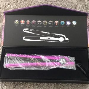 eValectric ceramic 1.25” flat iron